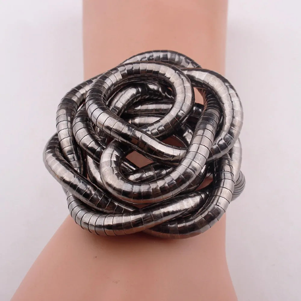 FLEXIBLE NECKLACE UNIQUE DESIGN
