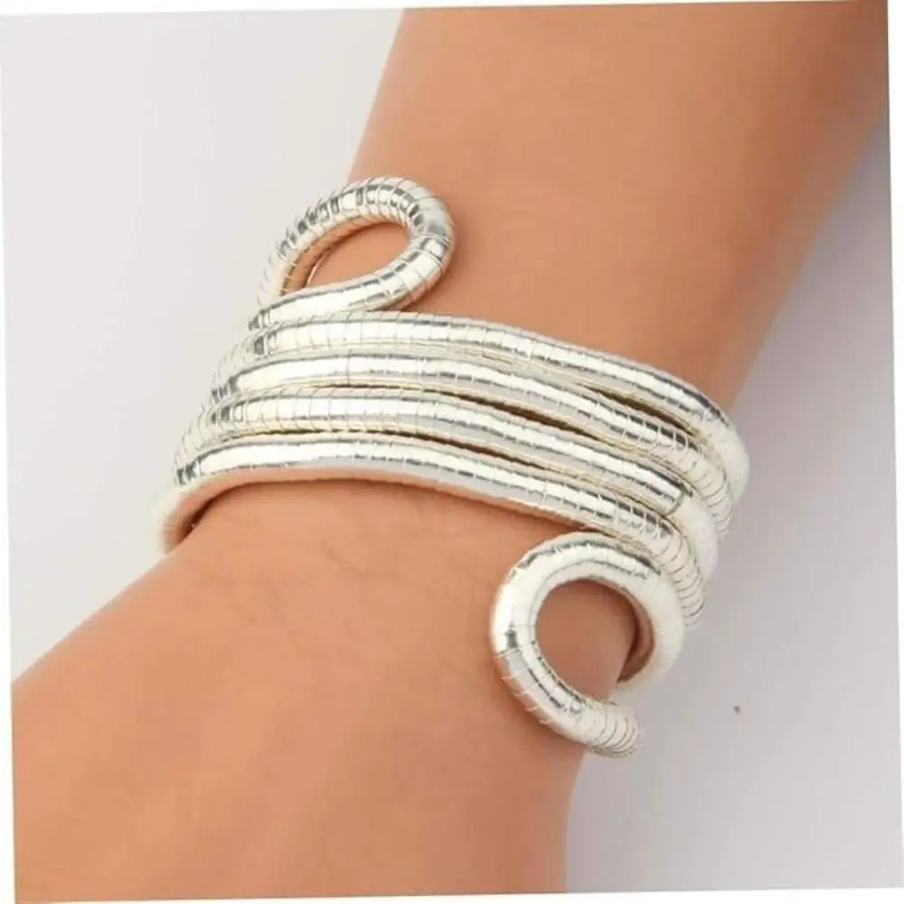 FLEXIBLE NECKLACE UNIQUE DESIGN